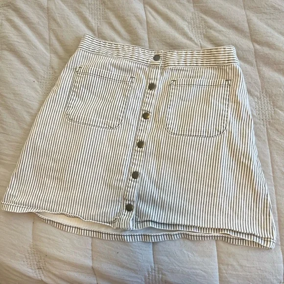 Urban outfitters button front mini skirt - Picture 3 of 3